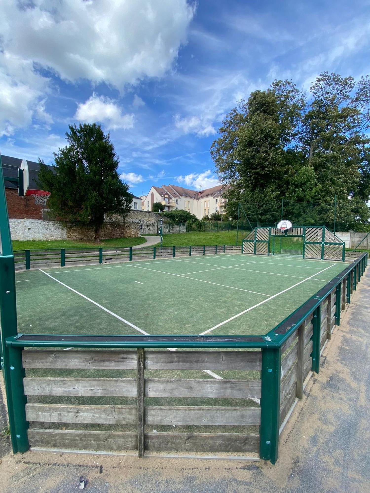 Le Cocon Forestier - Proche Aeroport Beauvais, Chantilly, Foret De Hez-Froidmont, Parking Public Gratuit, Wifi & Netflix Clermont  Luaran gambar